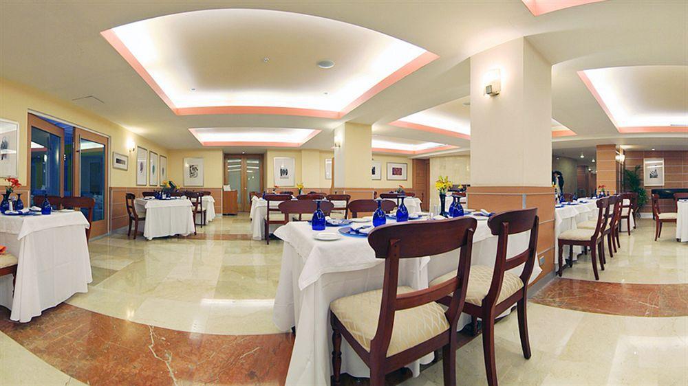 Marriott Tijuana Hotel Extérieur photo